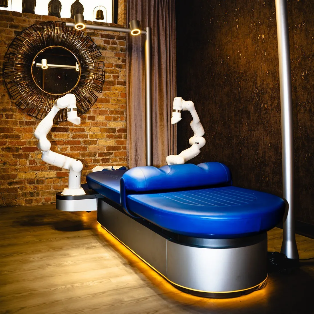 AI-powered robotic massage machine at ARC Recovery in River North, Chicago